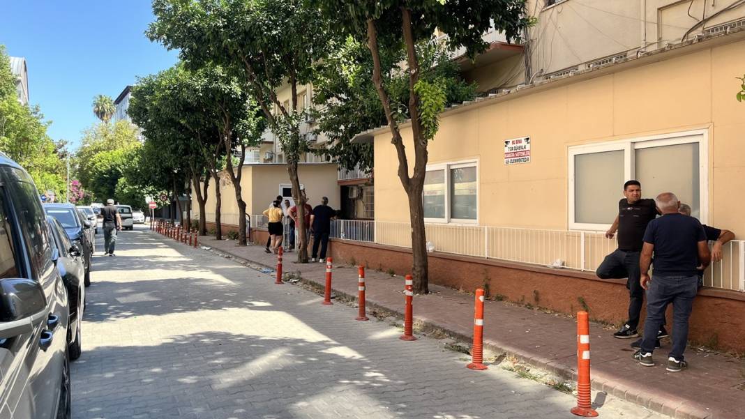 Kadını katletti! Olay yerindeki 2 görgü tanığını daha öldürdü 3